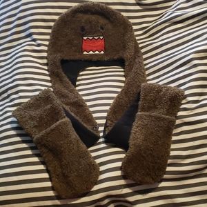 Domo Beanie/Mitten Combo